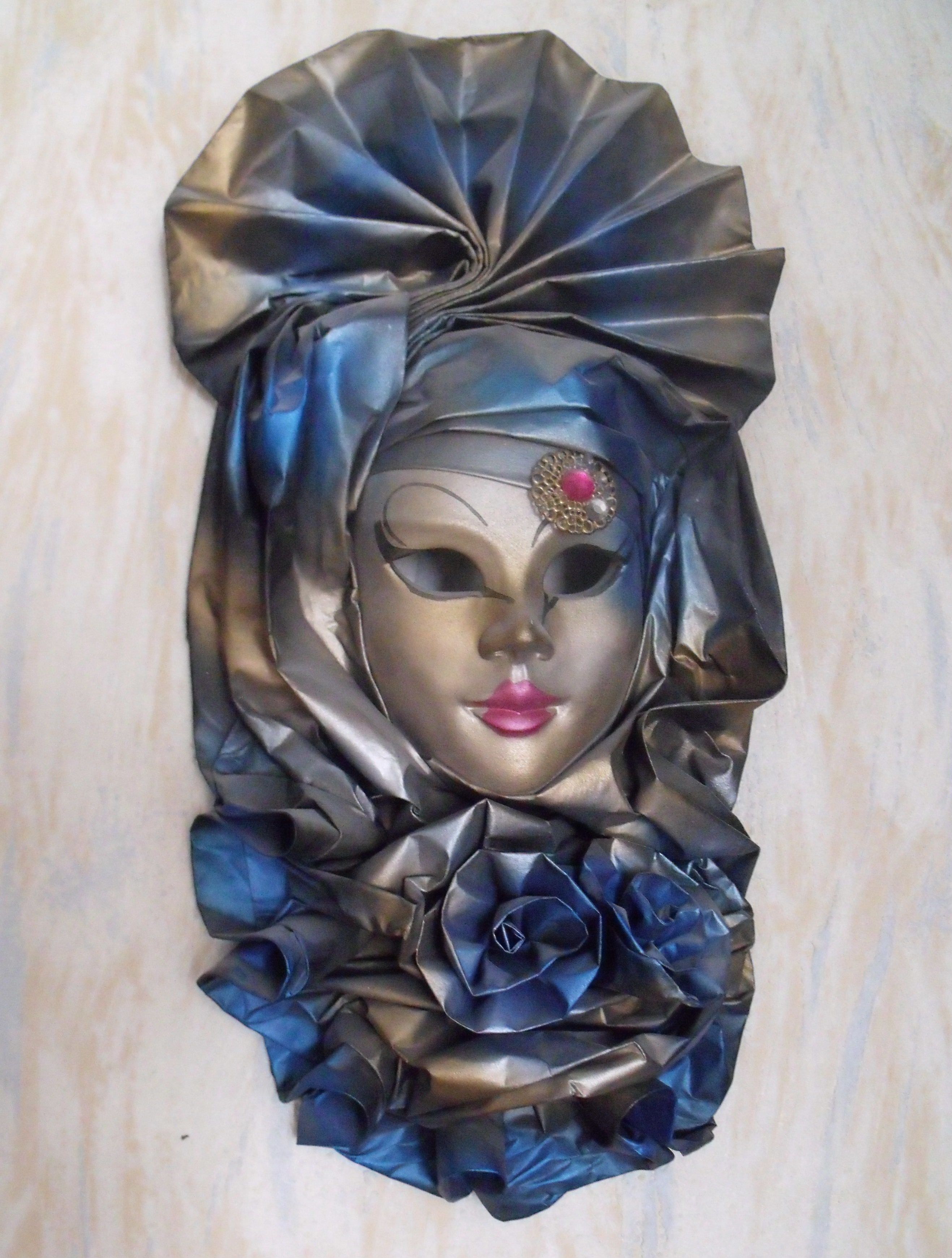 Le masque vénitien : comment reconnaître le modèle authentique